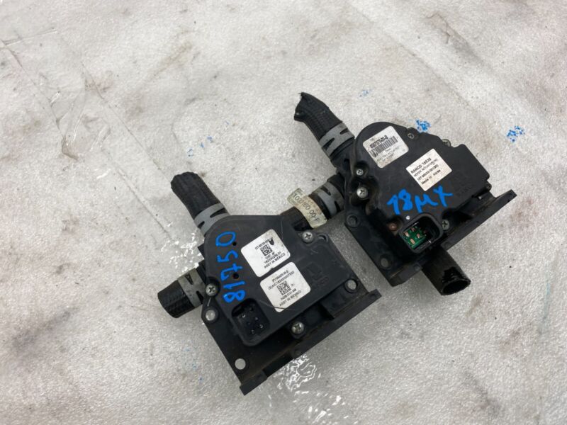 600737000B 2016-2020 Tesla Model X MX 3-Way & 4-Way Coolant Valve Motor Actuator System OEM