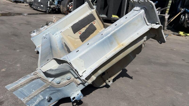 ⭕ 2017-2023 Tesla Model 3 Rear Tail Panel Bucket + Upper & Lower Rail Structural