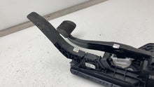 17-24 Chrysler Pacifica Front Stop Brake Pedal & Accelerator Throttle 04581677AB