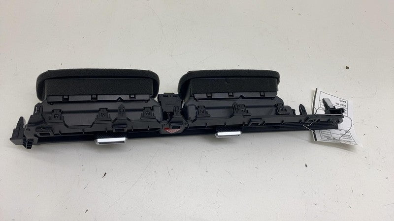 97410GI000 22-24 Hyundai Ioniq 5 Dash Center AC Air Vent Grille & Hazard Switch 97410-GI000