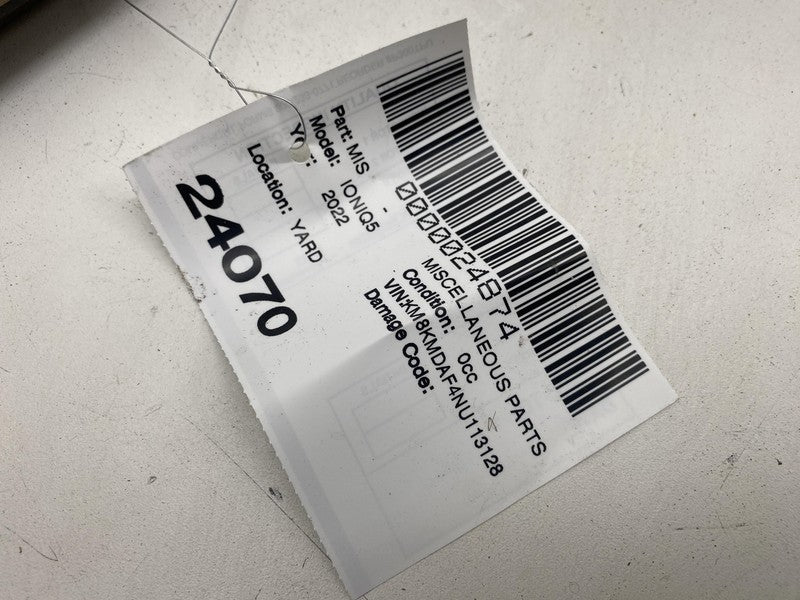 ⭕ 22-24 Ioniq 5 Rear Left or Right Quarter Air Drafter Vent Grille 975