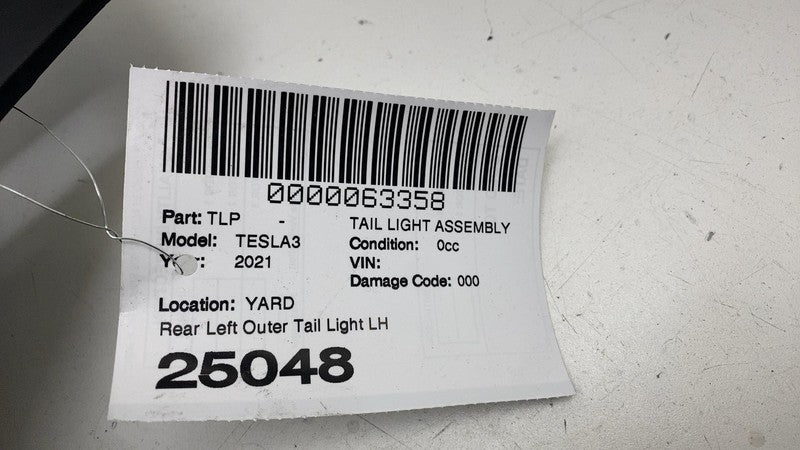 1077397 ⭕ 2017-2022 Tesla Model 3 Rear Left Exterior Taillight Outer Tail Lamp 1077397