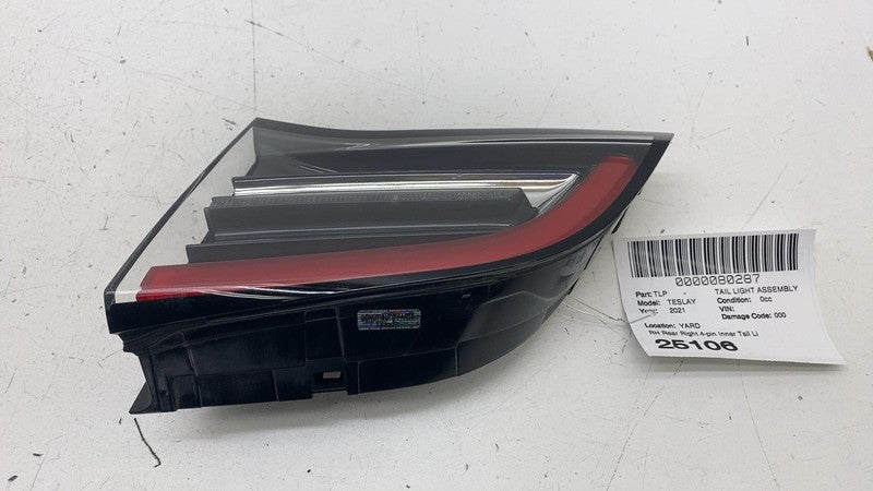 ⭕ 2020-2024 Model Y Rear Right Inner Taillight LED Tail Lamp 4-Pin 150