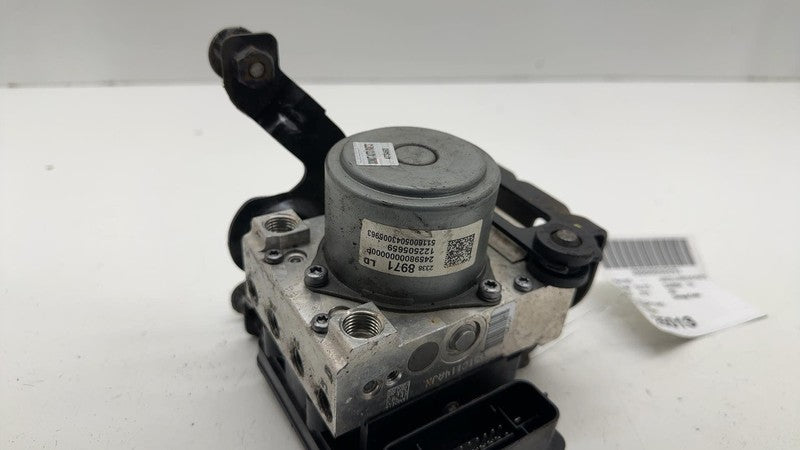 23388991 ⭕16-18 Chevrolet Silverado 1500 ABS Anti Lock Brake Pump Control Module 23388991