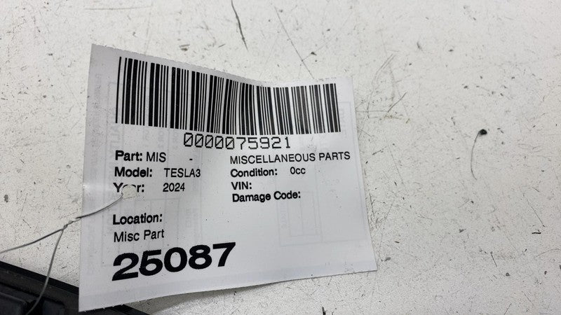 1820734-00-D ⭕ 24-25 Model 3 Front Left Repeater Turn Signal Fender Camera HW4 1820734-00-D