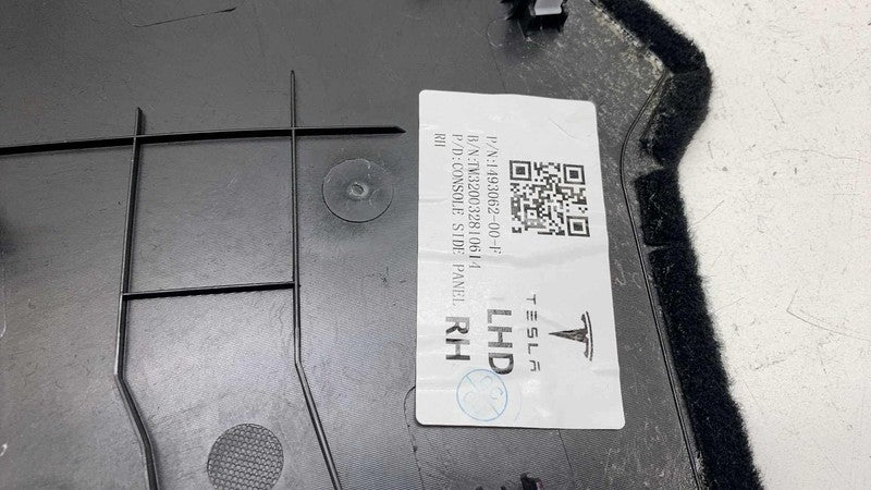 136306200F ⭕ 21-24 Model Y Front Center Console Armrest w/ Side Panels GEN 2 1617526-71-C