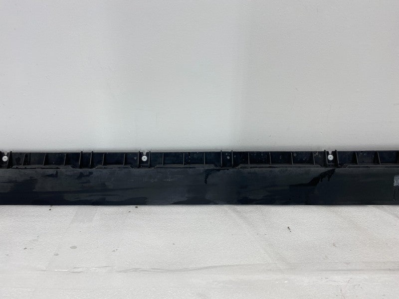 1497741 00 B ⭕ 20-23 Model Y Left Skirt Rocker Molding Panel Carrier Bracket LH 1497741-00-B