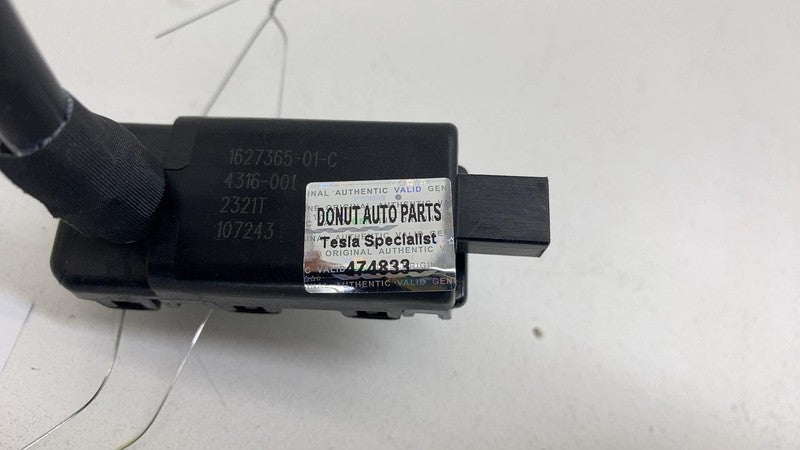 ⭕ 2021-2023 Tesla Model X Front Left Lower Dashboard Footwell Light 16