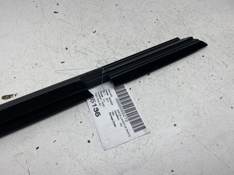 ⭕ 2017-2023 BMW 540i Rear Right Side Door Window Inner Weatherstrip Se