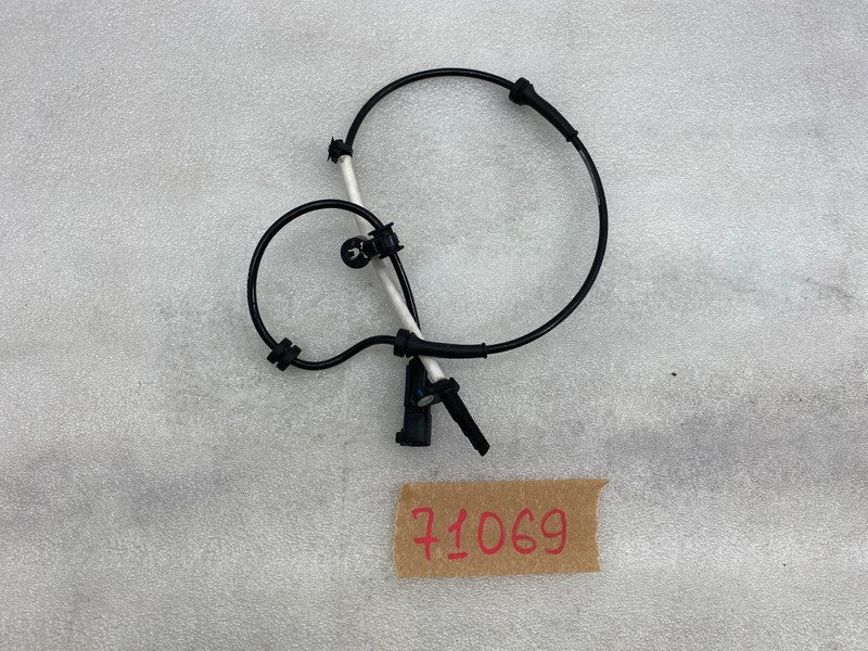 103779400B ⭕12-20 Model S Front Anti-Lock Brake Intelligent Wheel Speed Sensor 1037794-00-B