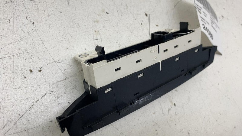 NE51 W723K ⭕ 06-15 Mazda MX-5 Miata NC Hazard Switch Emergency Lights Flashers NE51W723K