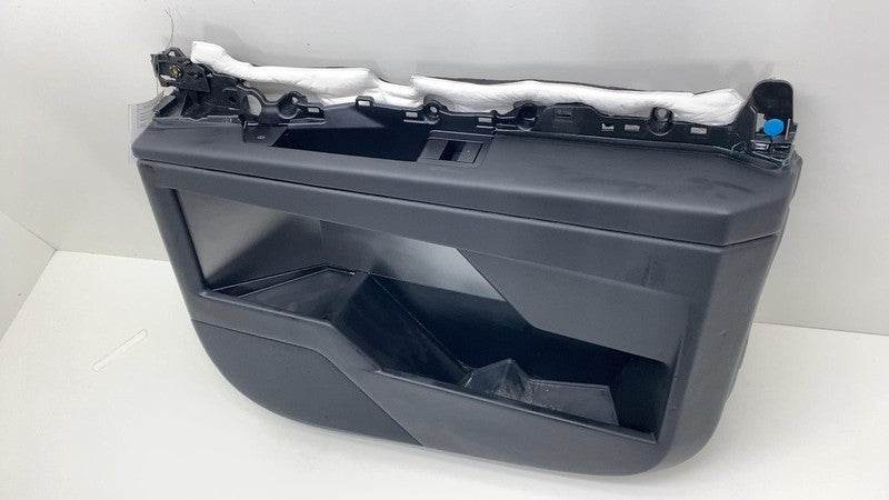 1820423 65 D 2024 2025 Tesla Cybertruck Front Passenger Side Door Trim Panel Card White Right