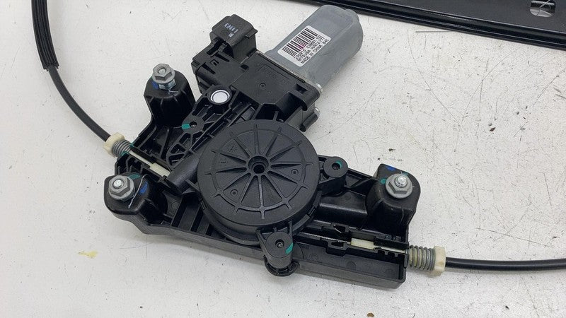 ⭕ 2022-2025 Rivian R1S Rear Right Door Window Regulator Assembly RH PT