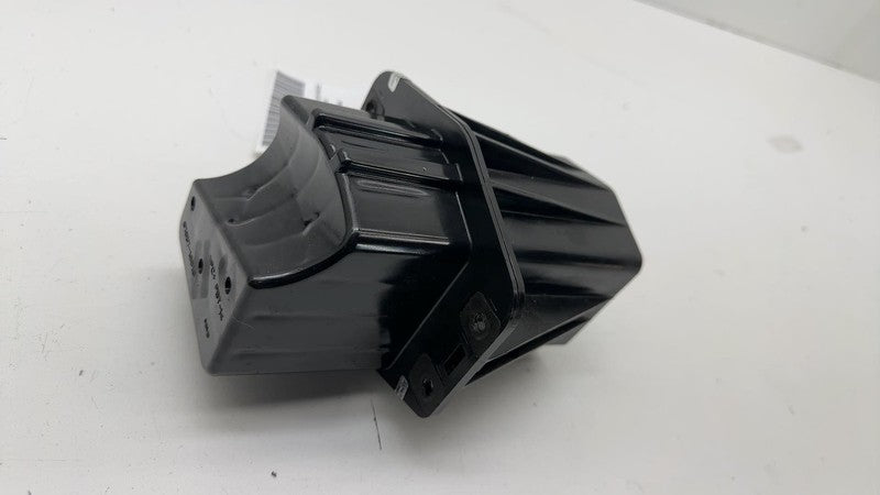 67057-10010 ⭕ 2018-2022 Toyota CHR Rear Right Side Door Reinforcement Bracket RH 67057-10010