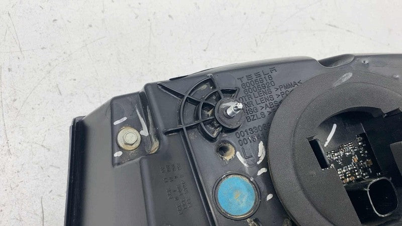 ⭕2012-2022 Tesla Model S Rear Left Taillight LED Outer Tail Lamp LH 60