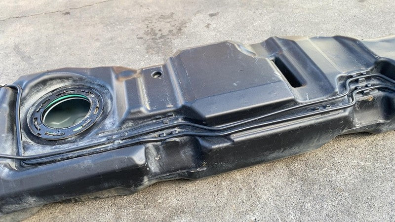 68068728AH ⭕ 2007-2018 Jeep Wrangler JK Fuel Tank 4 Door 22.5 Gallon OEM 68068728AH Damaged