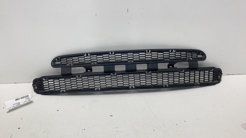 ⭕2012 2013 2014 2015 Tesla Model S Front Bumper Center Mesh Grille Lower 6008159