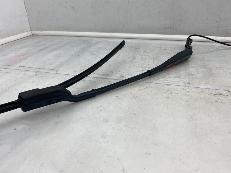 2020-2023 Tesla Model Y MY Front Left or Right Windshield Wiper Arm & Blade OEM