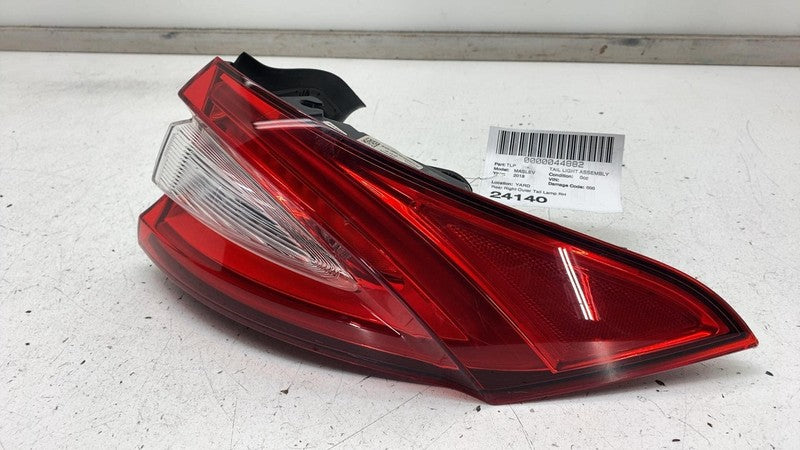 ⭕ 2017-2020 Maserati Levante Rear Right Passenger Side Outer Tail Lamp 20670206