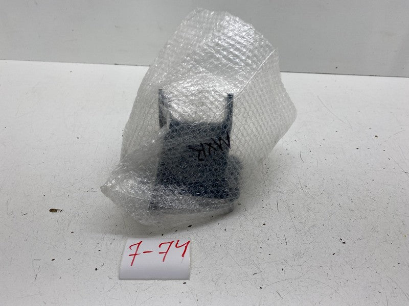 1608630-00-D ⭕21-26 Tesla Model X Front Right Reinforcement Beam Support Bracket 1608630-00-D