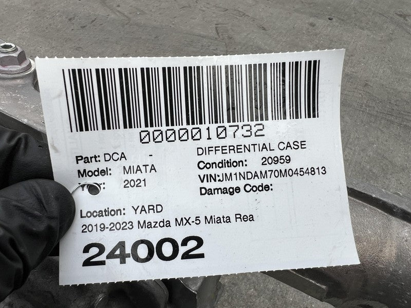 NA1J-39730 2019-2023 Mazda MX-5 Miata Rear Axle Differential Carrier w/ Mount Support A/T