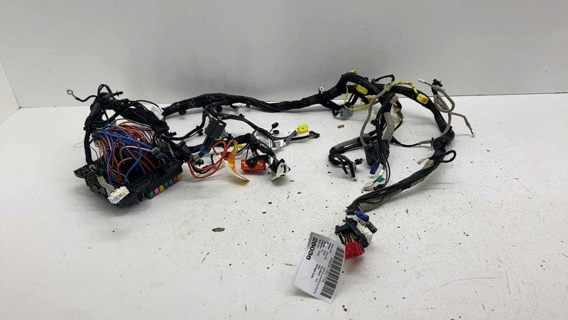 Miscellaneous Parts VINFAST VF8 25