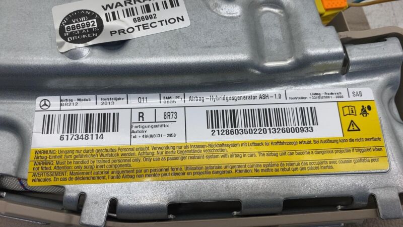 605011000 ⭕ 2010-2016 Mercedes E350 W212 Front Right Seat Upper Cover Panel Trim 605011000
