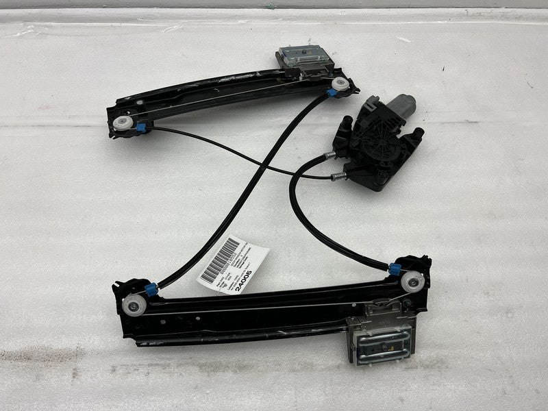 ⭕2022-2024 Lucid Air Rear Right Side Window Regulator & Motor Assy P11