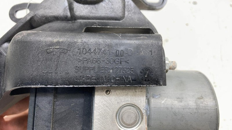 104474100D 2017-2023 Tesla Model 3 Anti-Lock Brake System Abs Pump Module Unit 1044745-00-B