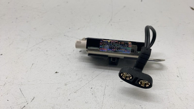 ⭕ 16-20 Model X Rear Left & Right Antenna AMP Module 1448944-00-B/1448