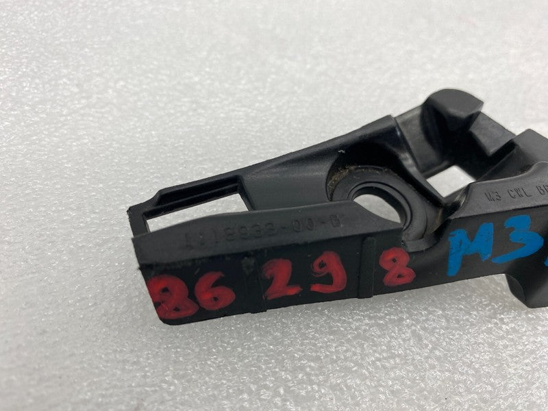 1118933 00 B ⭕ 2017-2023 Tesla Model 3 Front Left Cowl Screen Carrier Bracket LH 1118933-00-B