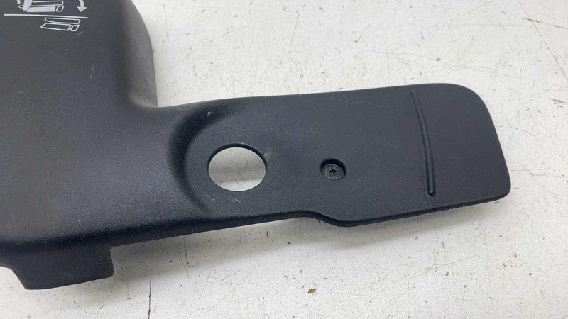 5RT78DX9AD ⭕ 2017-2025 Chrysler Pacifica Rear Right 2nd Row Seat Shield Cover RH 5RT78DX9AD