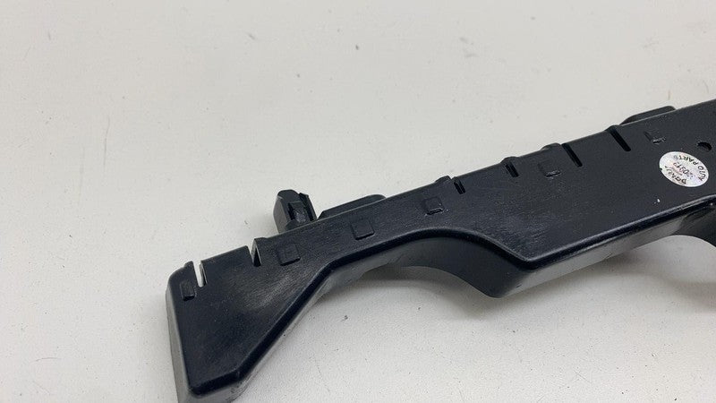 84624943 ⭕ 2019-2025 Chevrolet Silverado 1500 Front Left Bumper Support Bracket 84624943