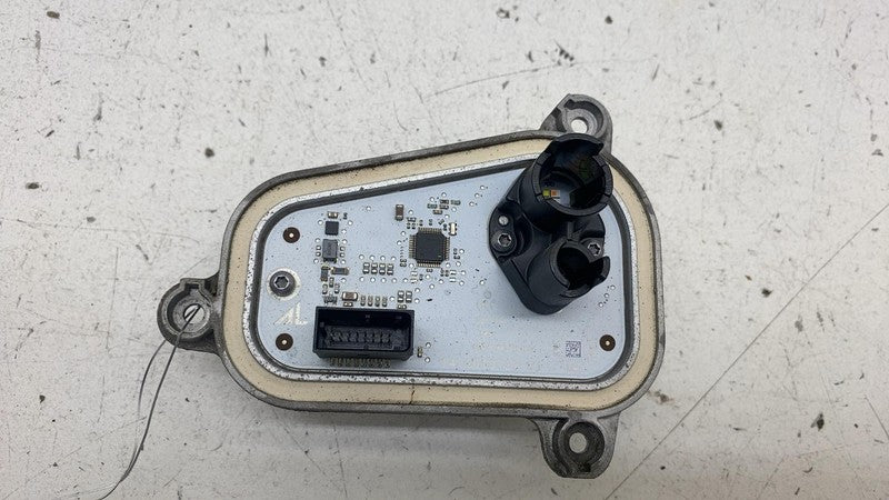 ⭕ 2019-2023 Audi E-Tron Quattro Left Headlight LED Converter Module Assembly OEM