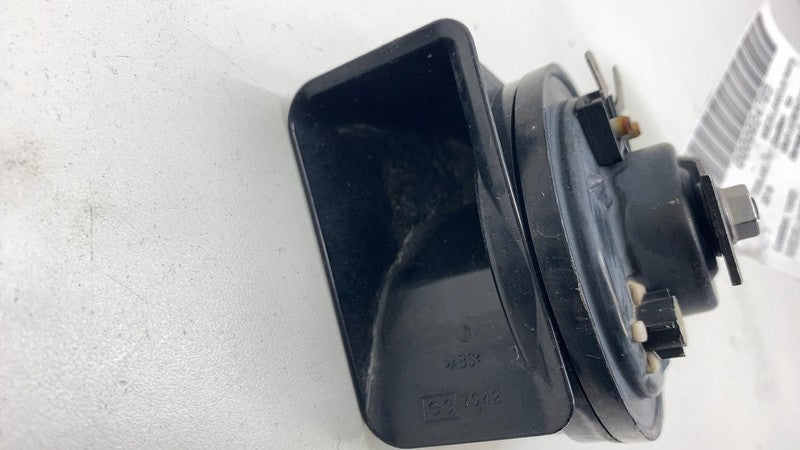 ⭕ 2016-2020 Tesla Model X FIAMM Low Pitch Tone Horn Signal w/ Bracket 