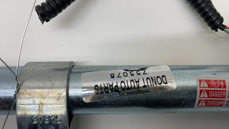 12-20 Tesla Model S Front Right Lap Pretensioner 16-20 Tesla Model X F