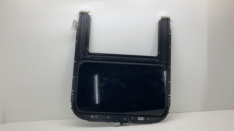 7P5 877 021 6F2 2011-2018 Porsche Cayenne Top Roof Sunroof Frame Window Glass w/ Motor Assembly