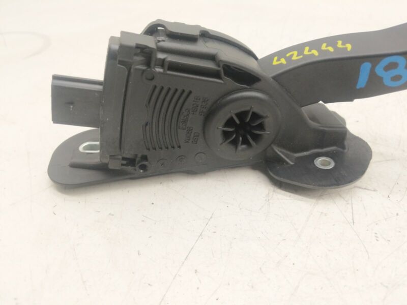 BE5C 9F836 AA ⭕2012-2020 Tesla Model S X Accelerator Throttle Pedal Assembly BE5C 9F836-AA OEM