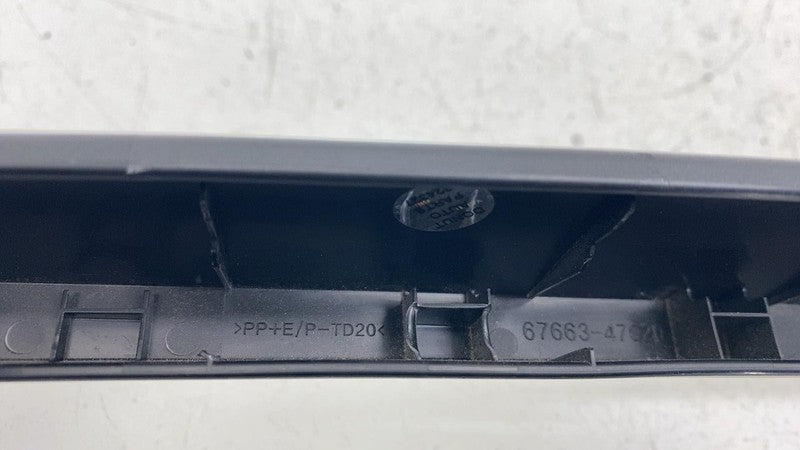 ⭕ 2023-2025 Toyota Prius Front Right Door Window Frame Trim Cover  676