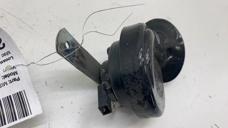 E1 0020046 ⭕2012-2020 Tesla Model S MS Seger Low Pitch Tone Horn 12V 410 Hertz with Bracket