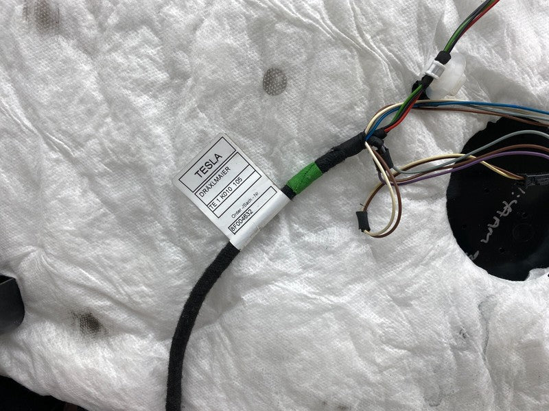 ⭕ 16-20 Tesla Model X Front Passenger Side Door Panel Trim Card Right 