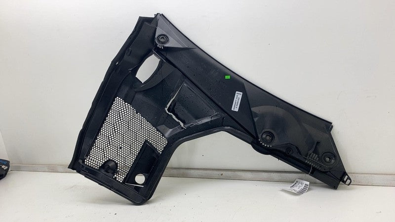 A 205 830 89 02 ⭕ 16-23 Mercedes-Benz C300 Front Left Windshield Cowl Grille Cover A2058308902