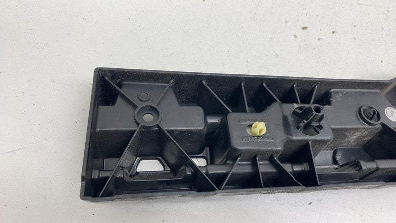 ⭕ 2018 2019 2020 BMW 530e G30 2.0 Front Right Skirt Rocker Molding Pan