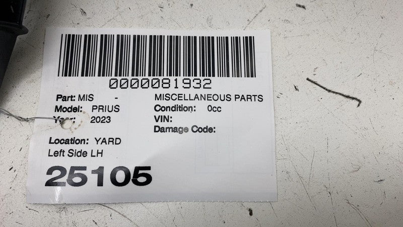 ⭕ 2023-2025 Toyota Prius Rear Left Taillight Lamp Retainer Bracket 525