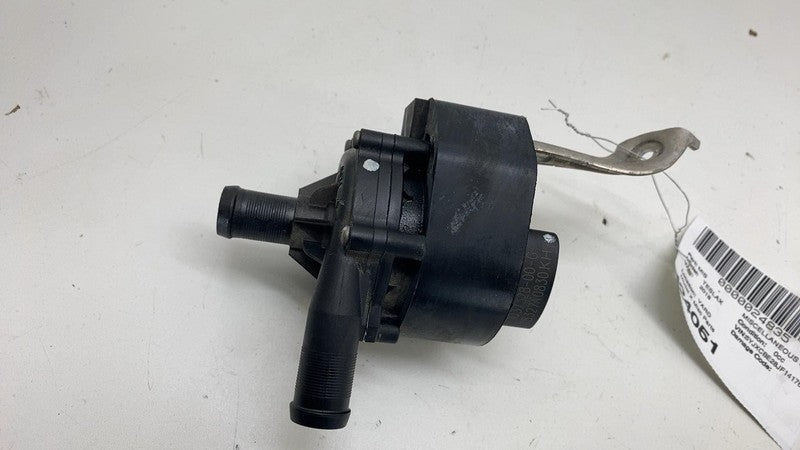 ⭕ 16-20 Tesla Model X Cooling System Auxiliary Coolant Water Pump 1037