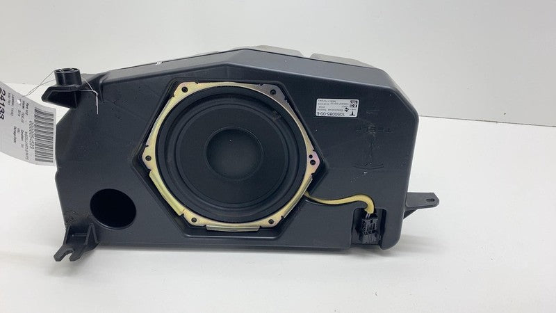 105008500E 2016-2020 Tesla Model X Premium Subwoofer Bassbox Audio Speaker Woofer Assembly