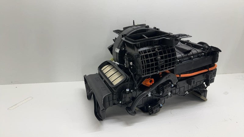 ⭕ 2022-2024 Rivian R1T Front Heater Core Control Box Blower Housing PT