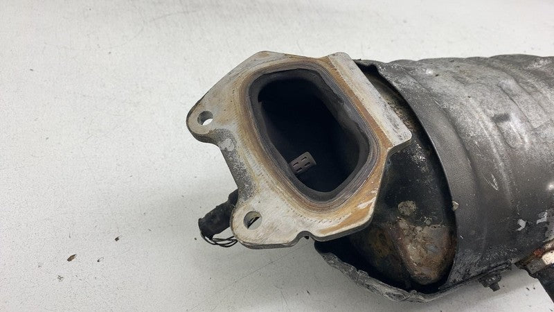 2017-2024 Chrysler Pacifica Exhaust Manifold Converter Assembly OEM