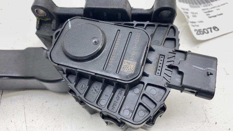 C2330-134801 ⭕ 2017-2023 Tesla Model 3 M3 Front Accelerator Gas Pedal Throttle Sensor Pad OEM