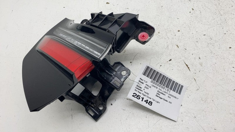 ⭕ 2023-2024 Toyota Prius Rear Right Side Quarter Panel Tail Lamp OEM 8